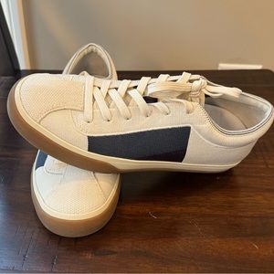 Rothy’s The Lace Up Sneaker, size 7